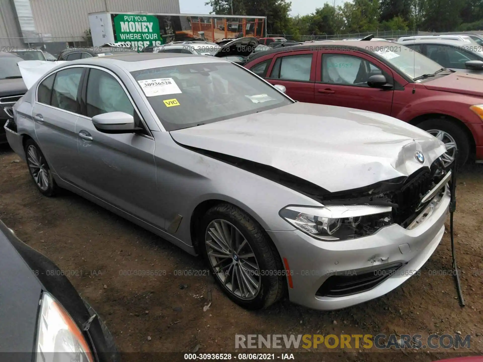 1 Photograph of a damaged car WBAJA7C55KWC77759 BMW 5 SERIES 2019