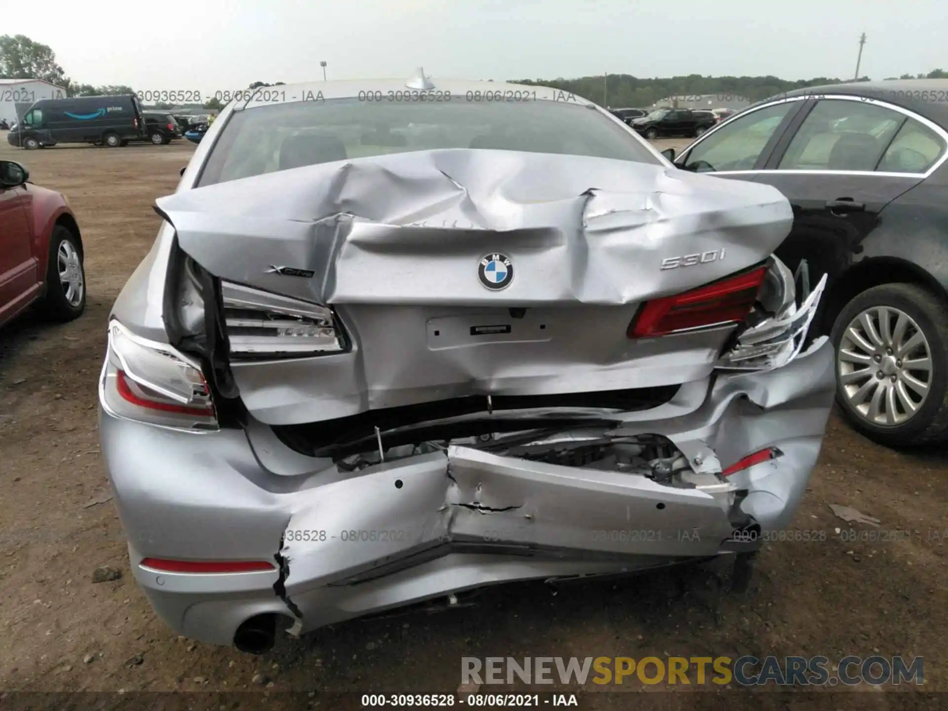 12 Photograph of a damaged car WBAJA7C55KWC77759 BMW 5 SERIES 2019