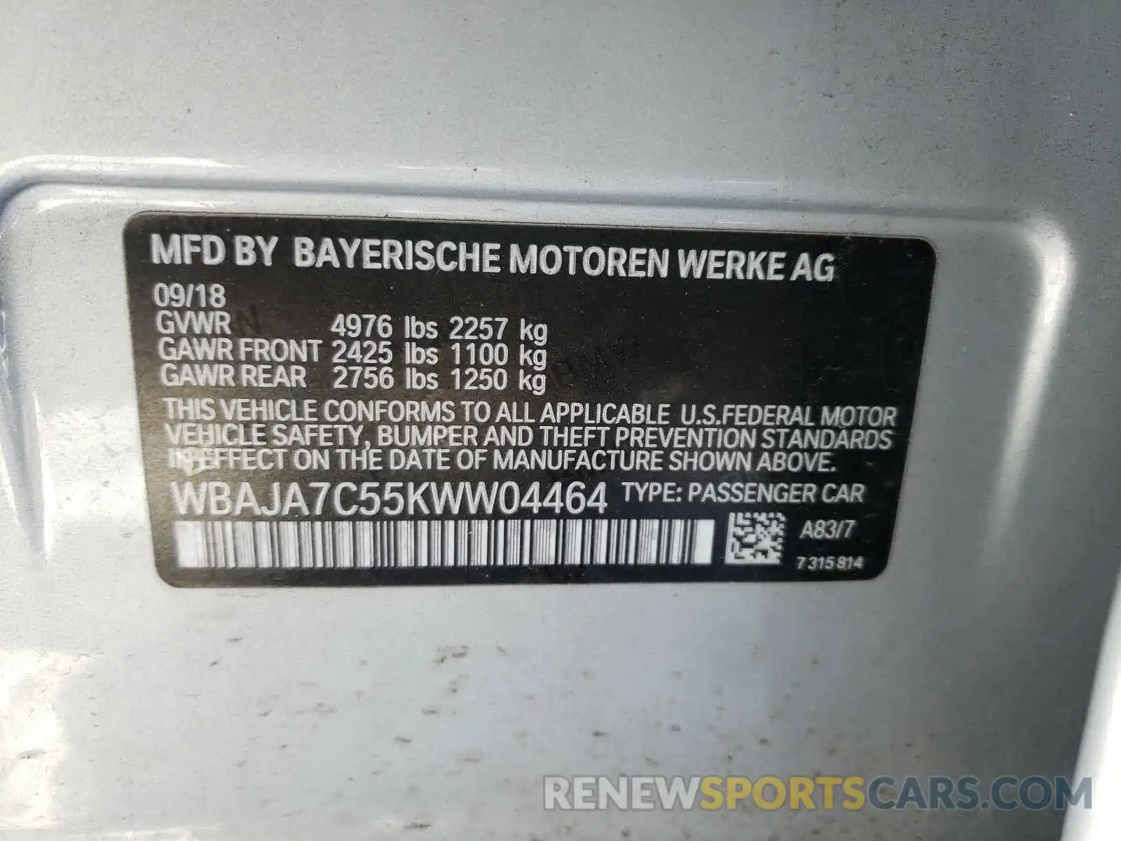 10 Фотография поврежденного автомобиля WBAJA7C55KWW04464 BMW 5 SERIES 2019