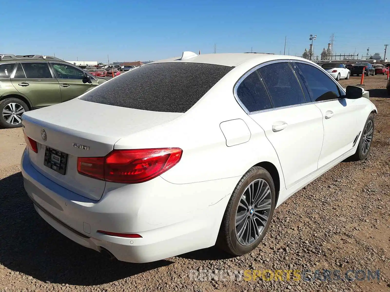 4 Фотография поврежденного автомобиля WBAJA7C55KWW17778 BMW 5 SERIES 2019