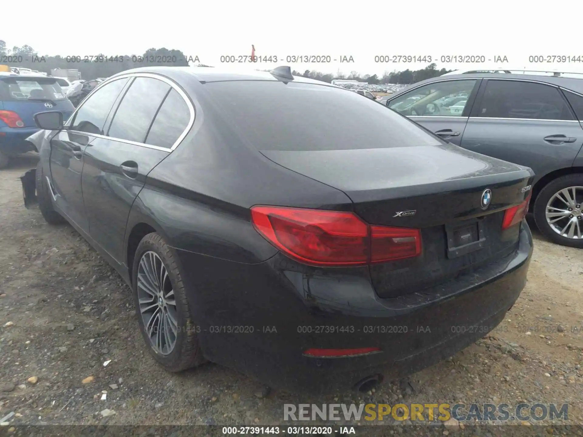 3 Photograph of a damaged car WBAJA7C55KWW18364 BMW 5 SERIES 2019