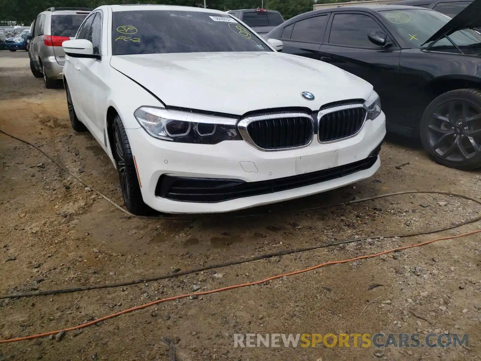 1 Photograph of a damaged car WBAJA7C55KWW18476 BMW 5 SERIES 2019