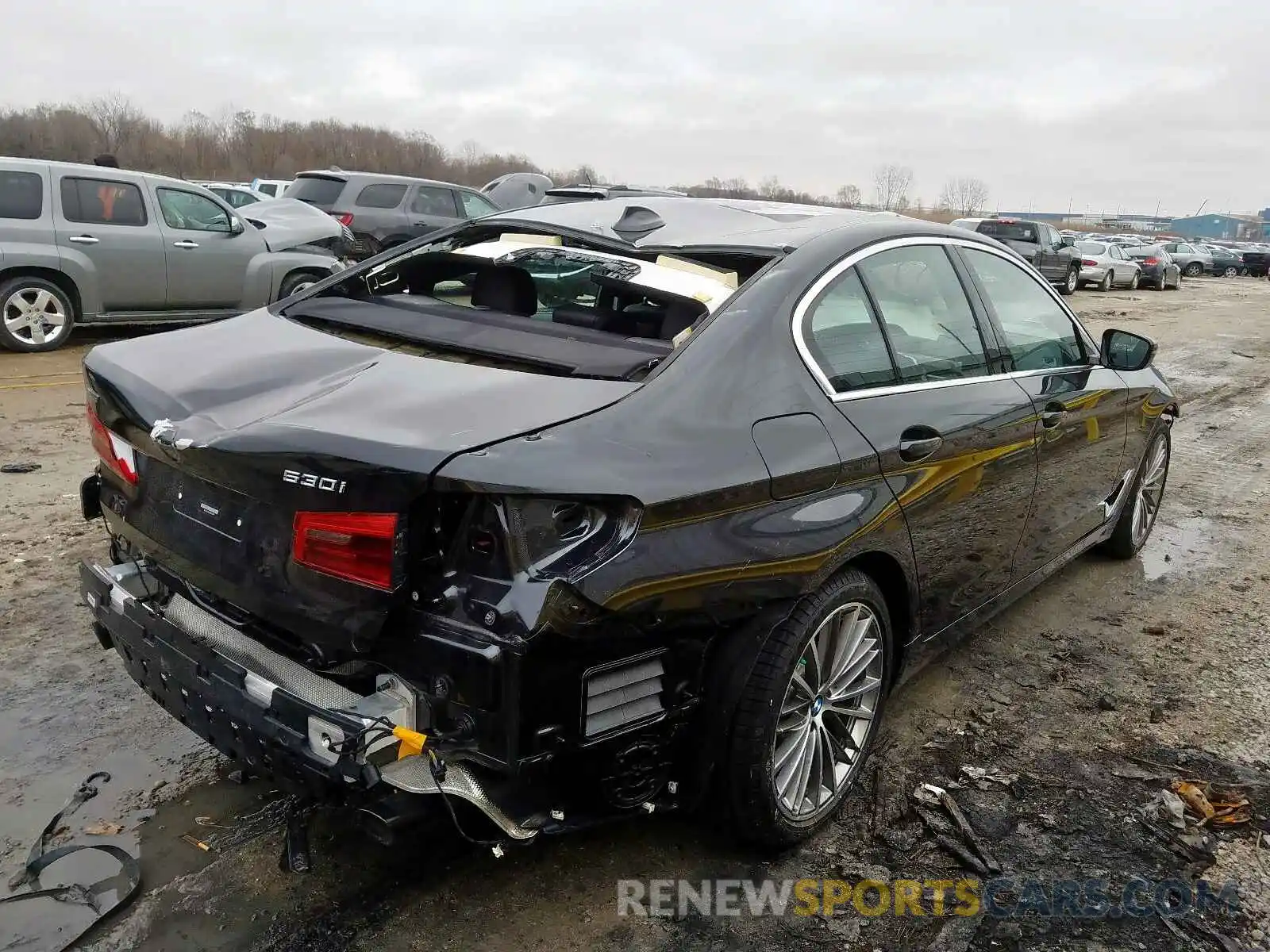 4 Photograph of a damaged car WBAJA7C55KWW31986 BMW 5 SERIES 2019