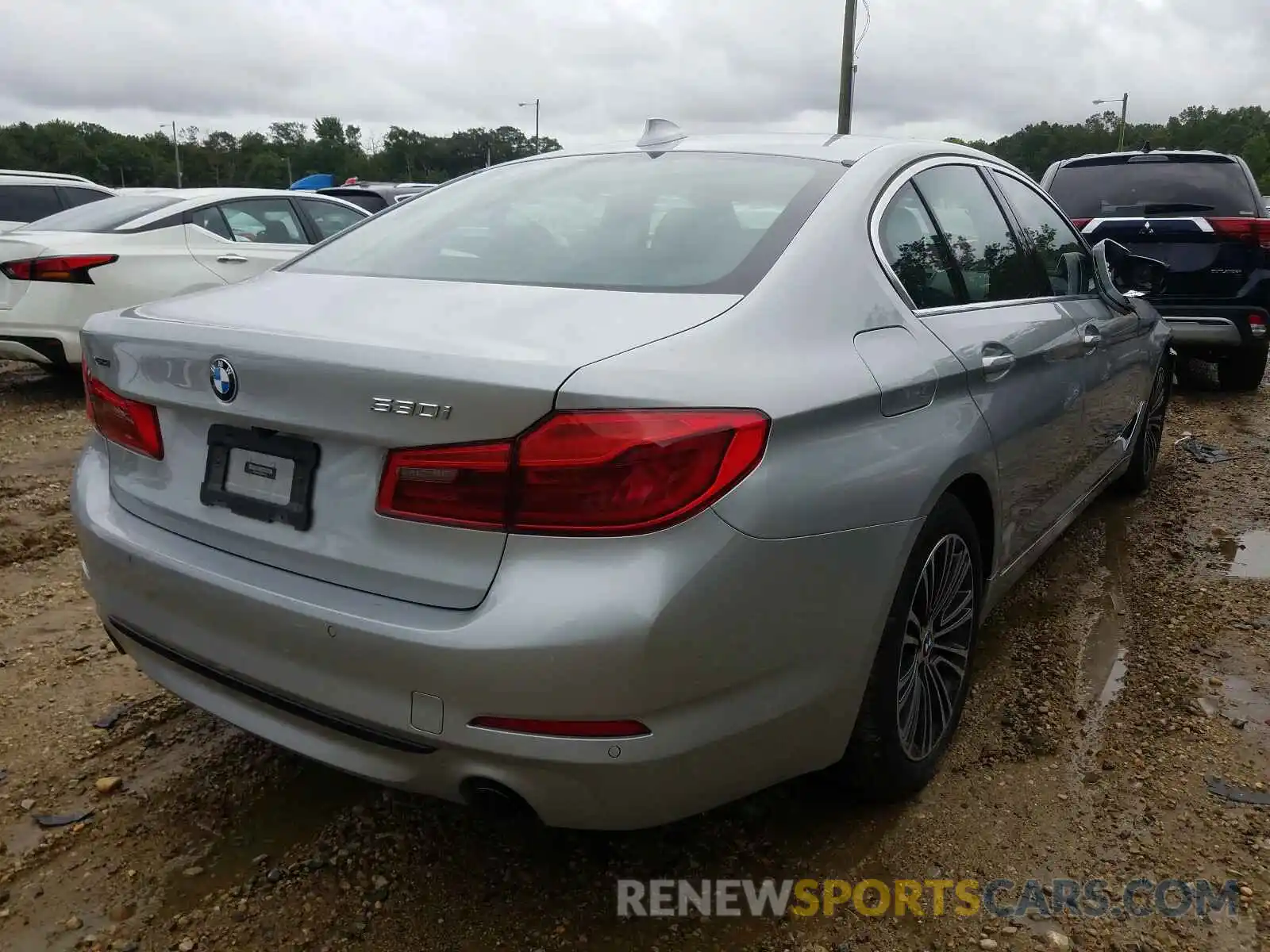 4 Photograph of a damaged car WBAJA7C55KWW40221 BMW 5 SERIES 2019