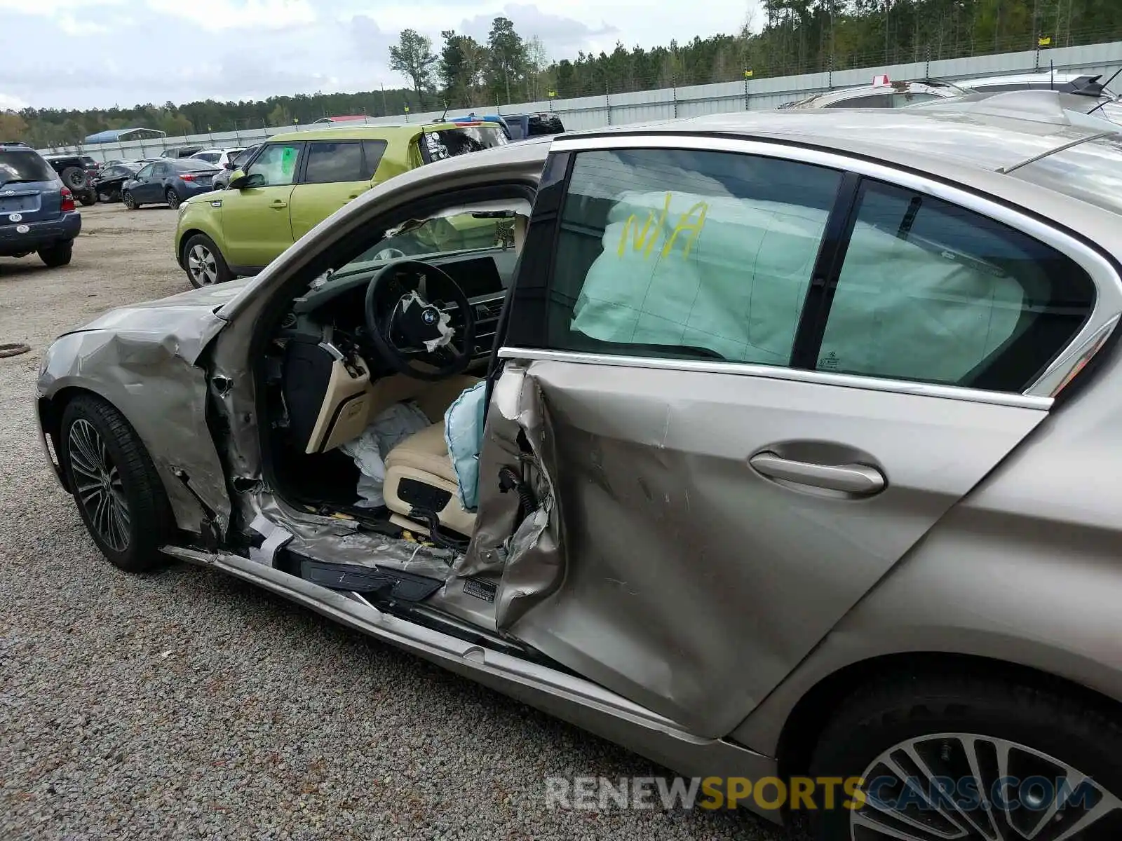 9 Photograph of a damaged car WBAJA7C55KWW45919 BMW 5 SERIES 2019