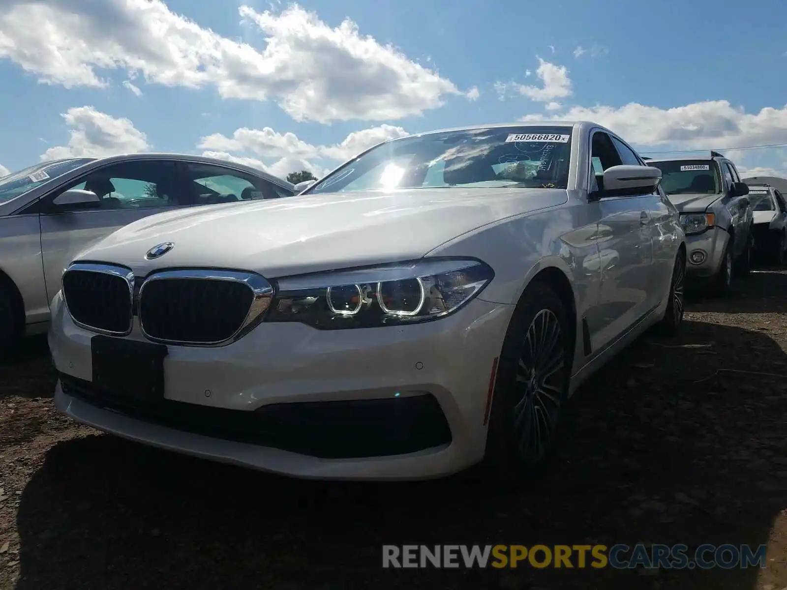 2 Photograph of a damaged car WBAJA7C55KWW48724 BMW 5 SERIES 2019