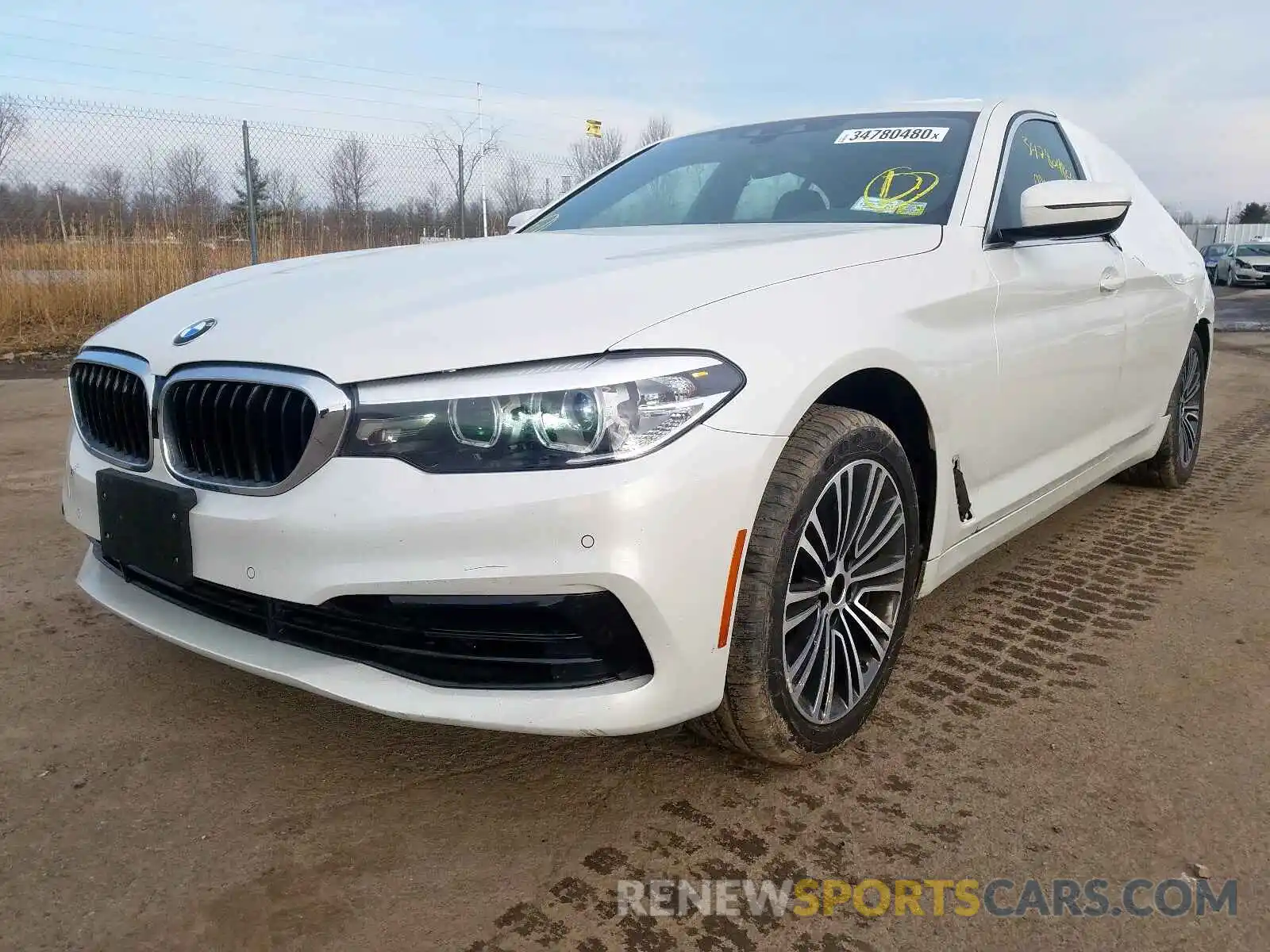 2 Photograph of a damaged car WBAJA7C56KG910020 BMW 5 SERIES 2019