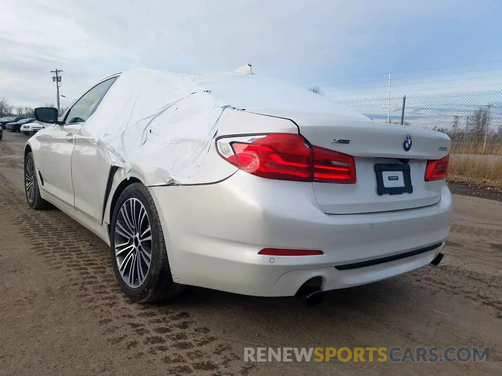 3 Photograph of a damaged car WBAJA7C56KG910020 BMW 5 SERIES 2019