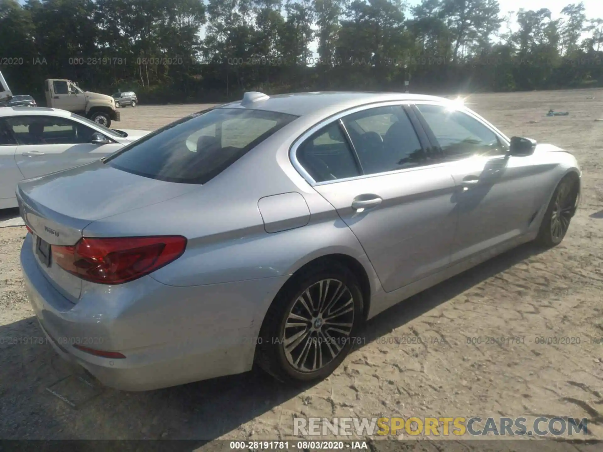 4 Photograph of a damaged car WBAJA7C56KG912155 BMW 5 SERIES 2019