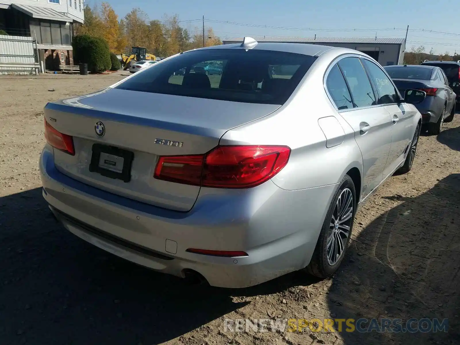 4 Фотография поврежденного автомобиля WBAJA7C56KG912317 BMW 5 SERIES 2019