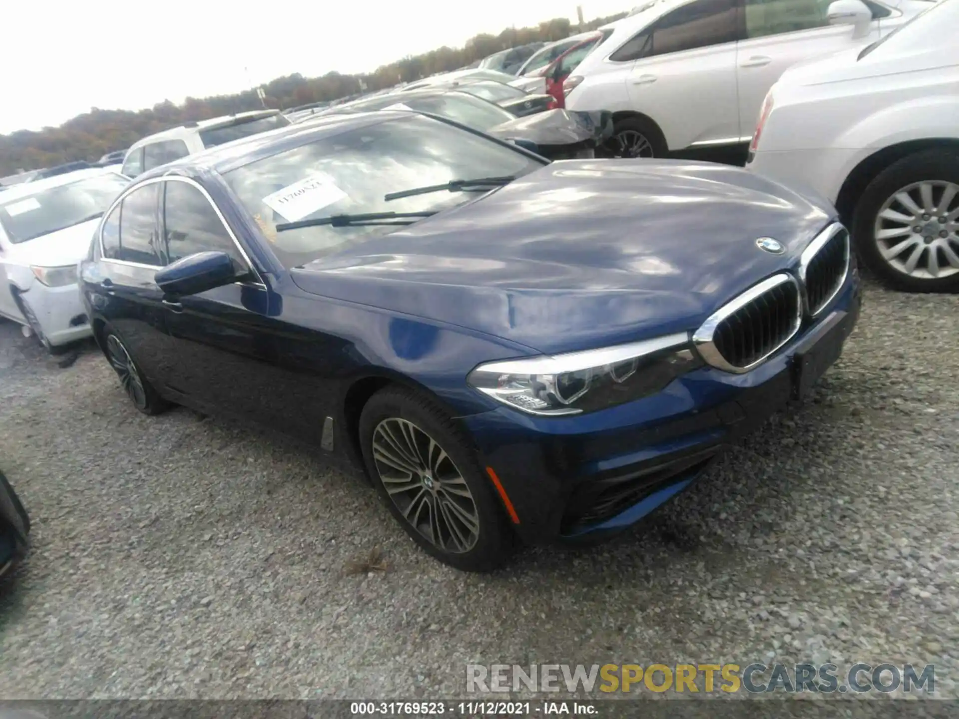 1 Photograph of a damaged car WBAJA7C56KWC77477 BMW 5 SERIES 2019