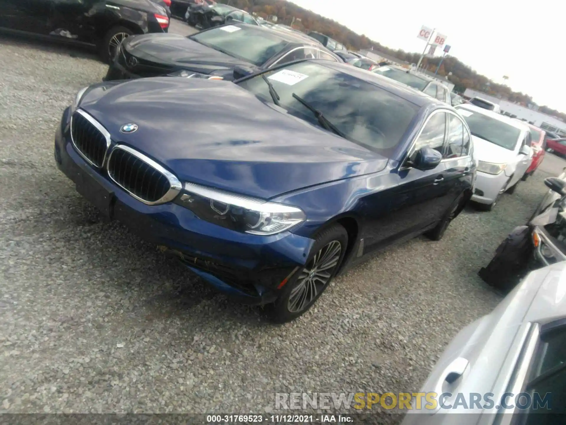 2 Photograph of a damaged car WBAJA7C56KWC77477 BMW 5 SERIES 2019