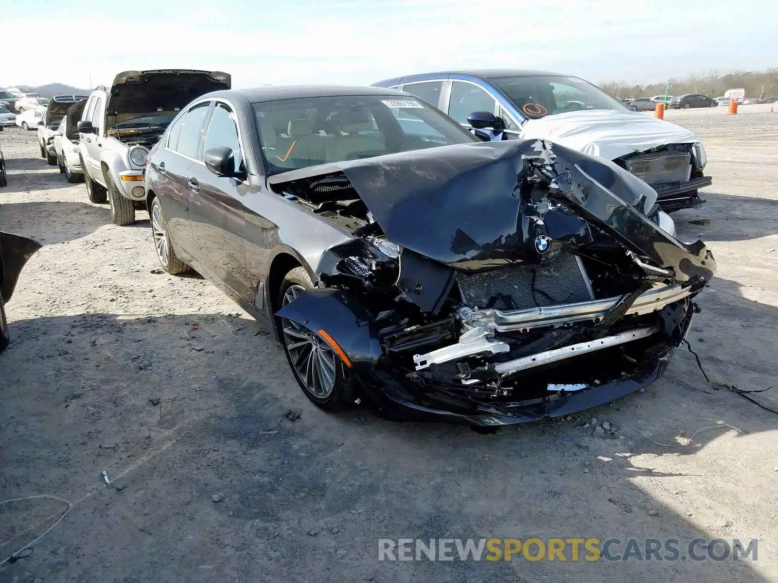 1 Фотография поврежденного автомобиля WBAJA7C56KWC77706 BMW 5 SERIES 2019