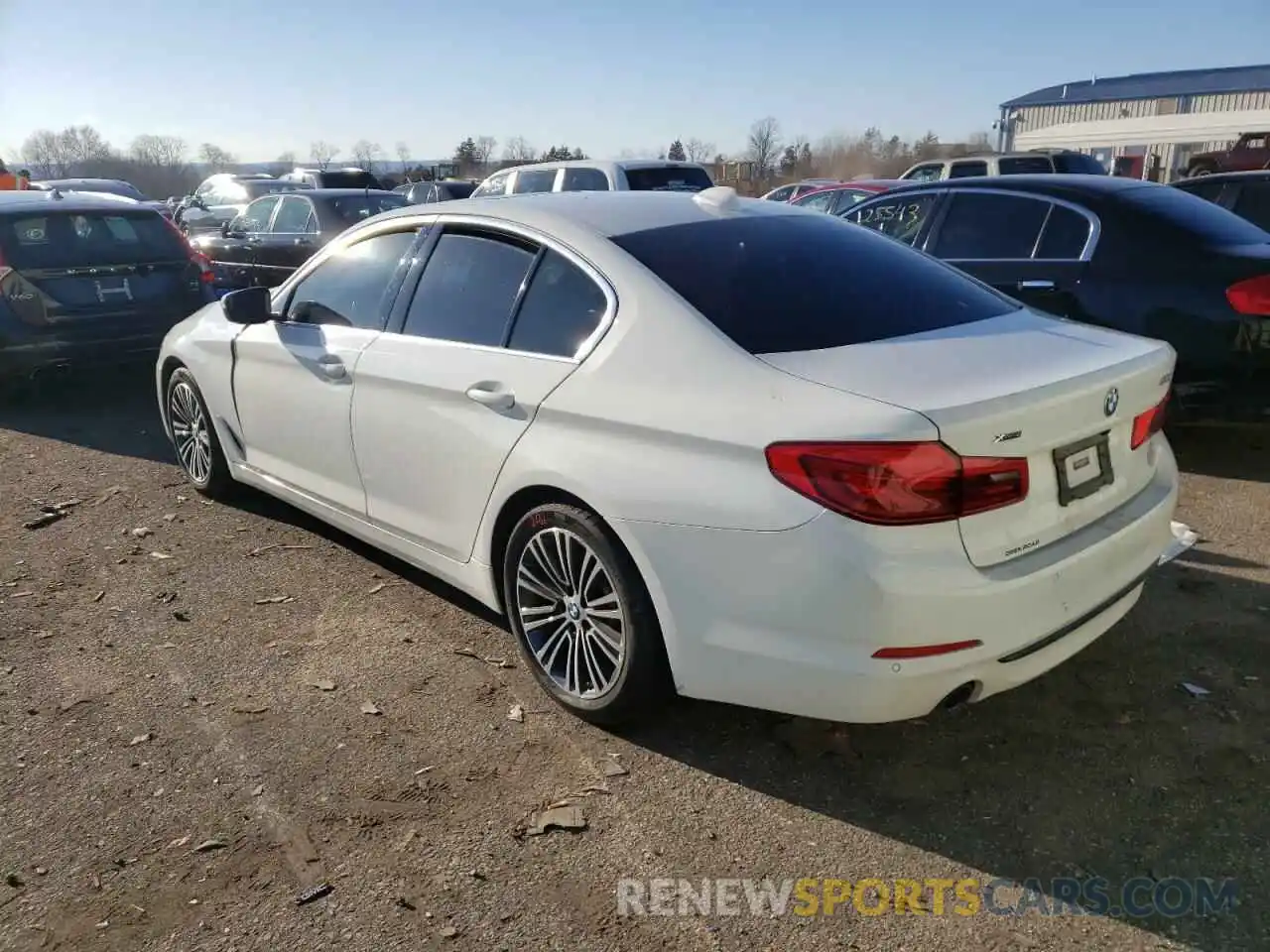 3 Фотография поврежденного автомобиля WBAJA7C56KWW05400 BMW 5 SERIES 2019