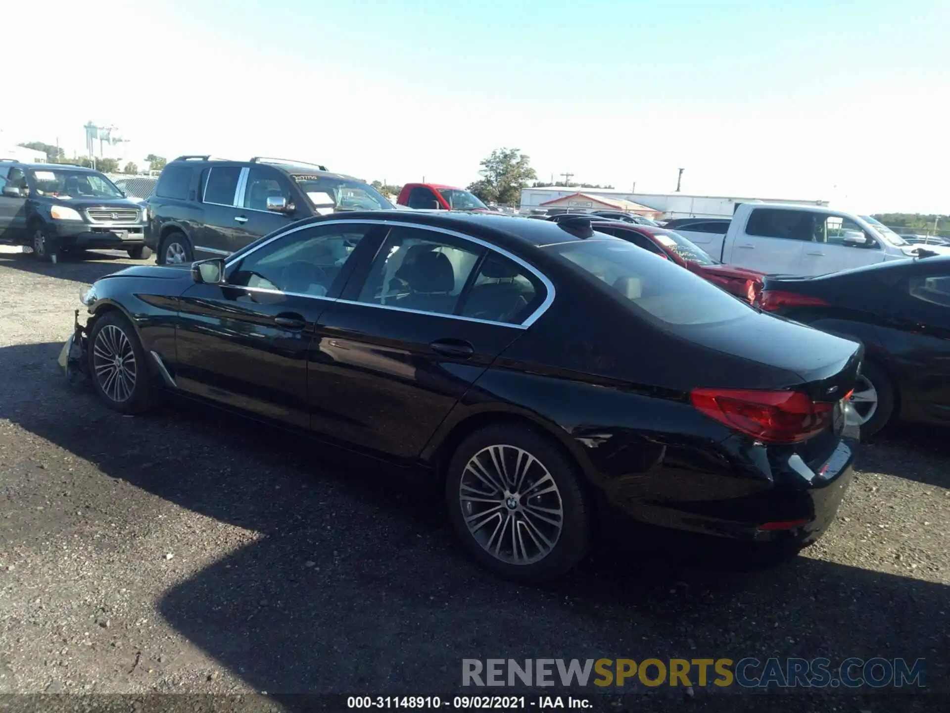 3 Photograph of a damaged car WBAJA7C56KWW16560 BMW 5 SERIES 2019