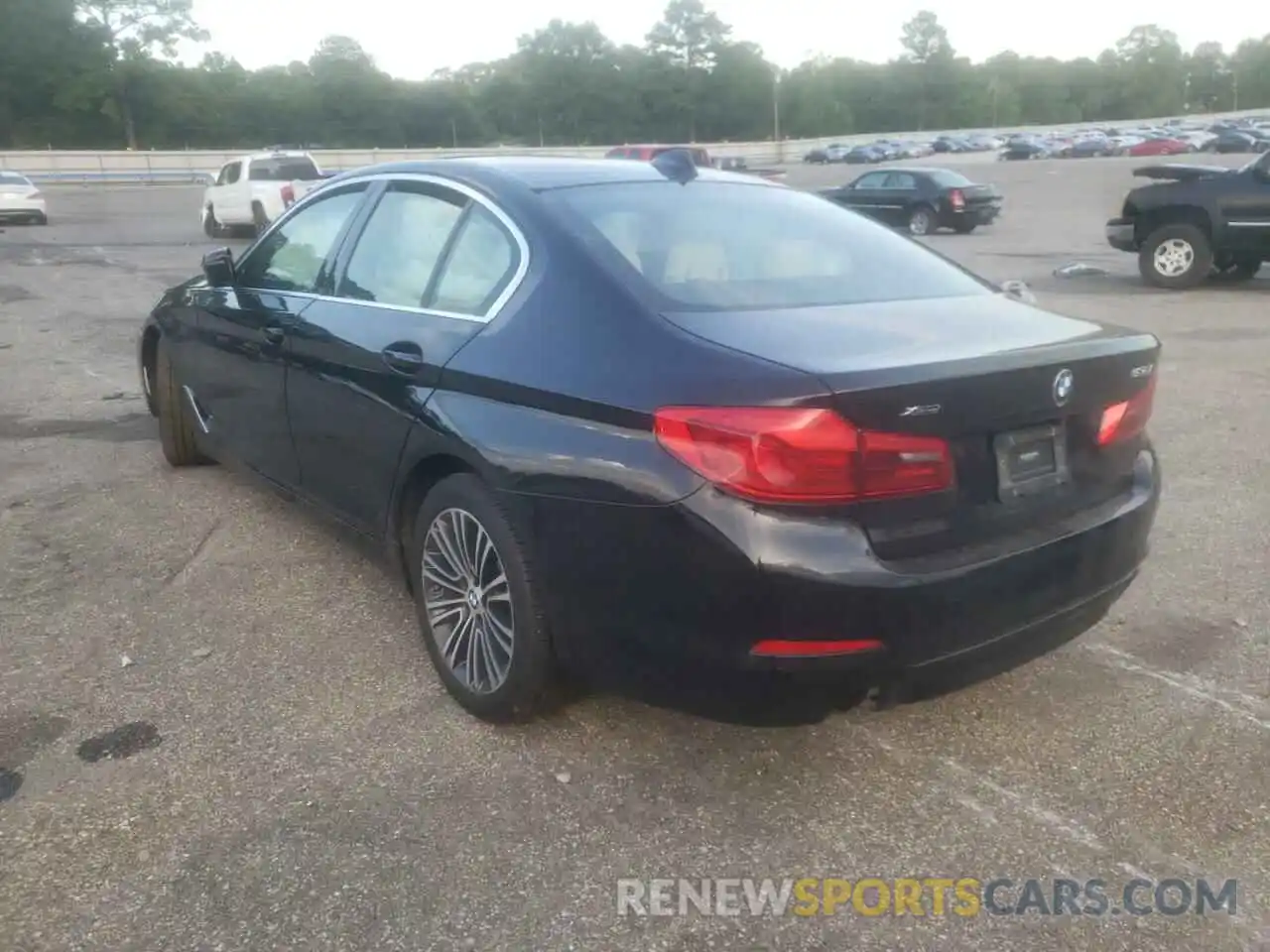 3 Photograph of a damaged car WBAJA7C56KWW17384 BMW 5 SERIES 2019