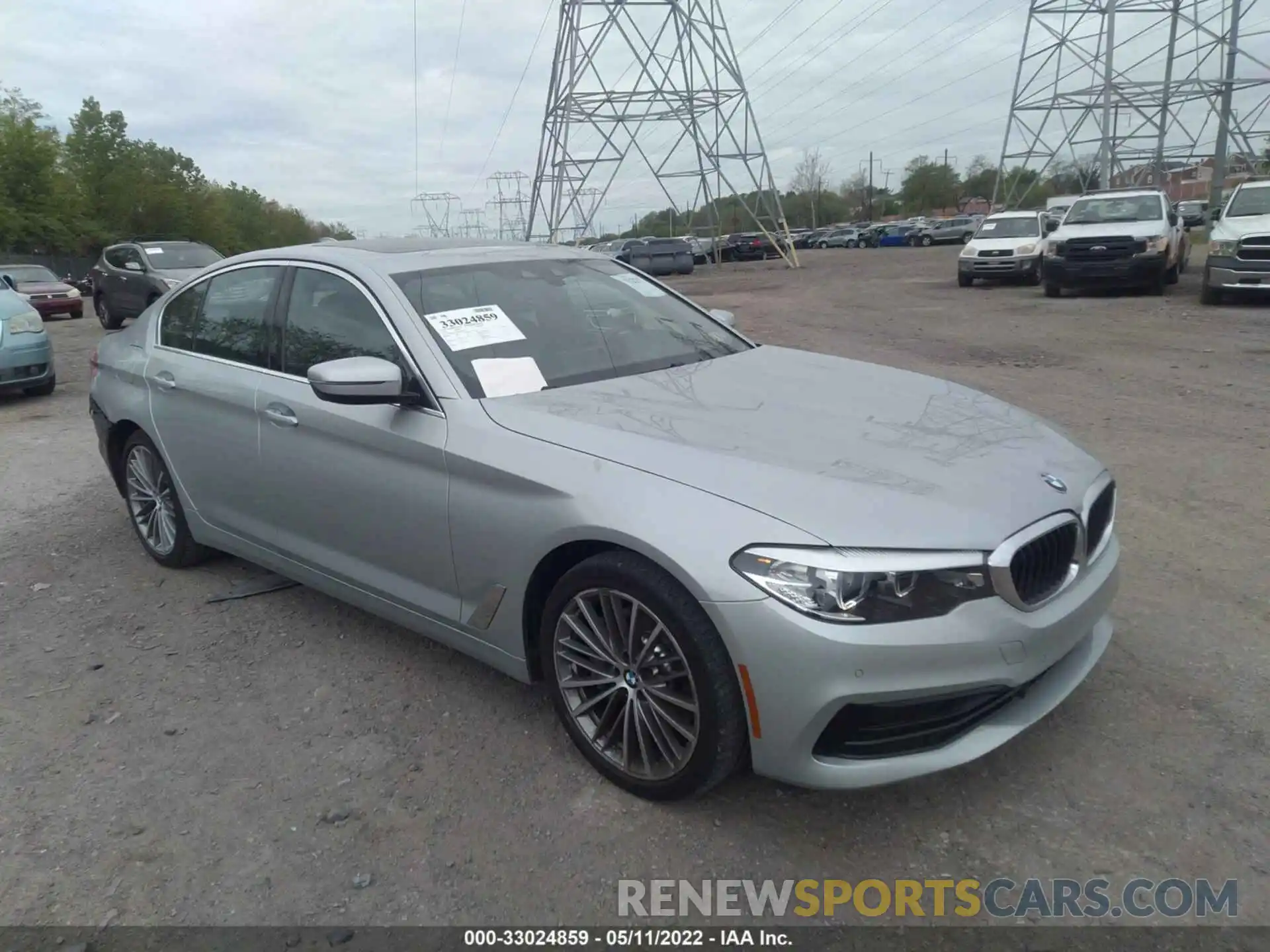 1 Photograph of a damaged car WBAJA7C56KWW22875 BMW 5 SERIES 2019