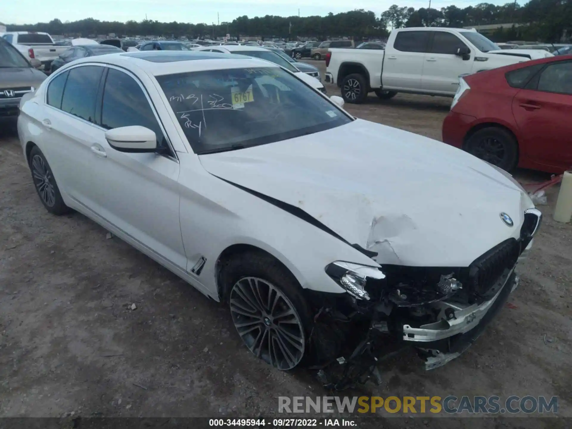 1 Photograph of a damaged car WBAJA7C56KWW23573 BMW 5 SERIES 2019