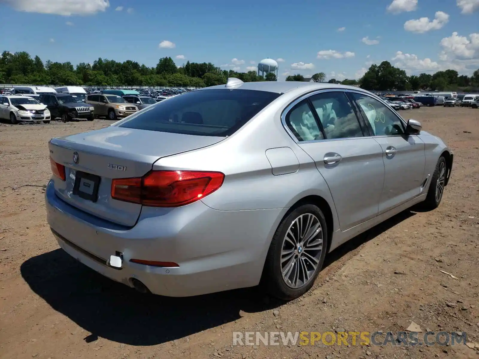 4 Photograph of a damaged car WBAJA7C56KWW32208 BMW 5 SERIES 2019