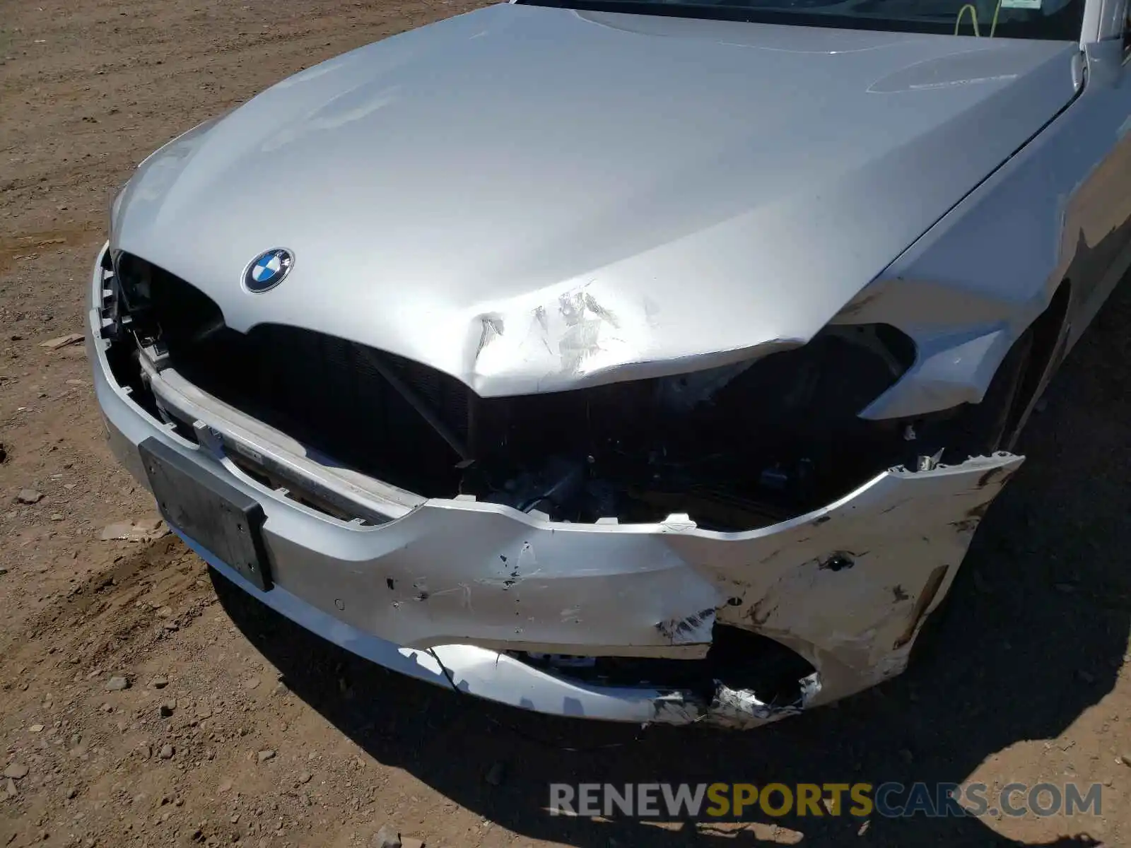 9 Photograph of a damaged car WBAJA7C56KWW32208 BMW 5 SERIES 2019