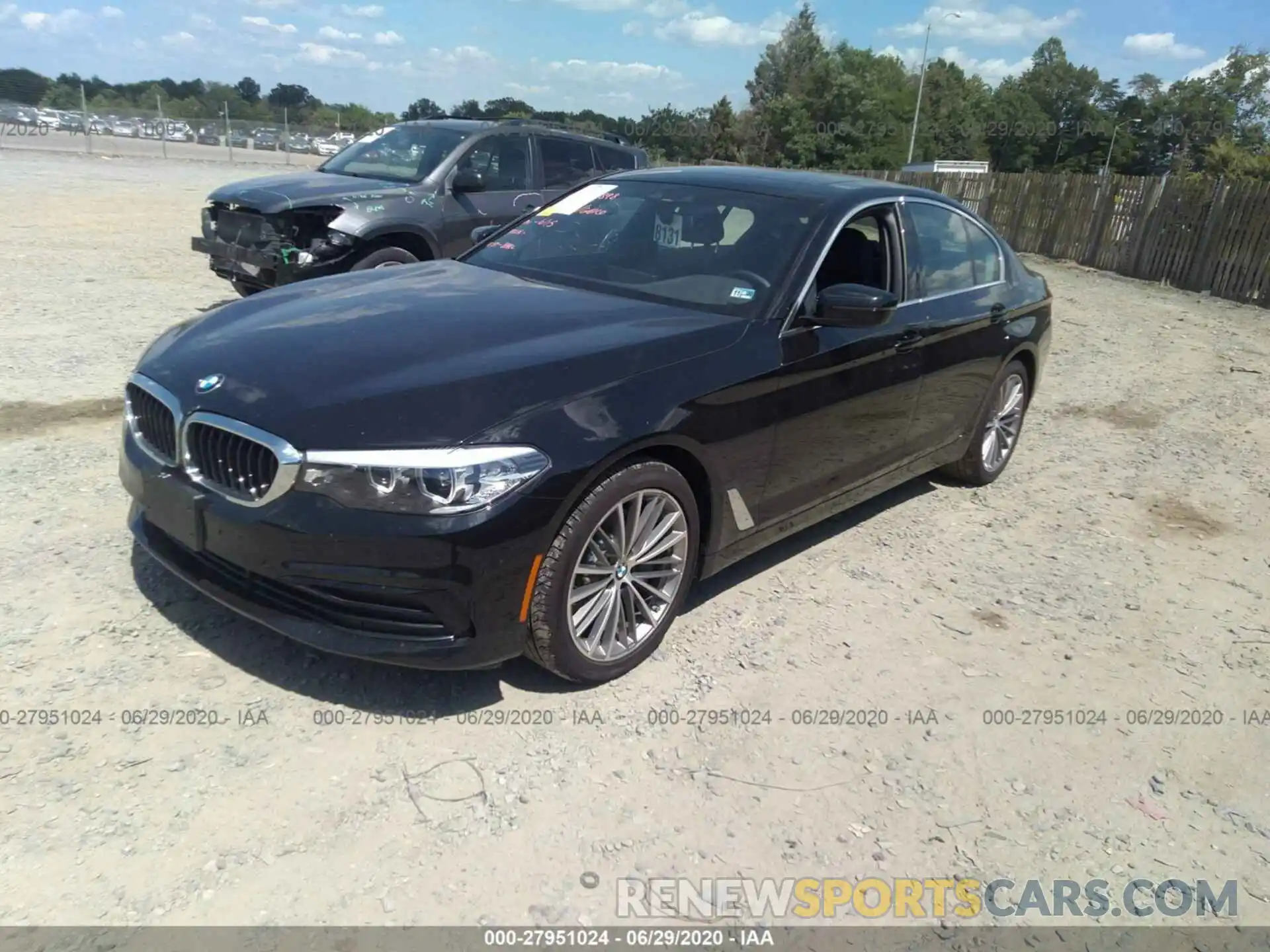 2 Photograph of a damaged car WBAJA7C56KWW49624 BMW 5 SERIES 2019