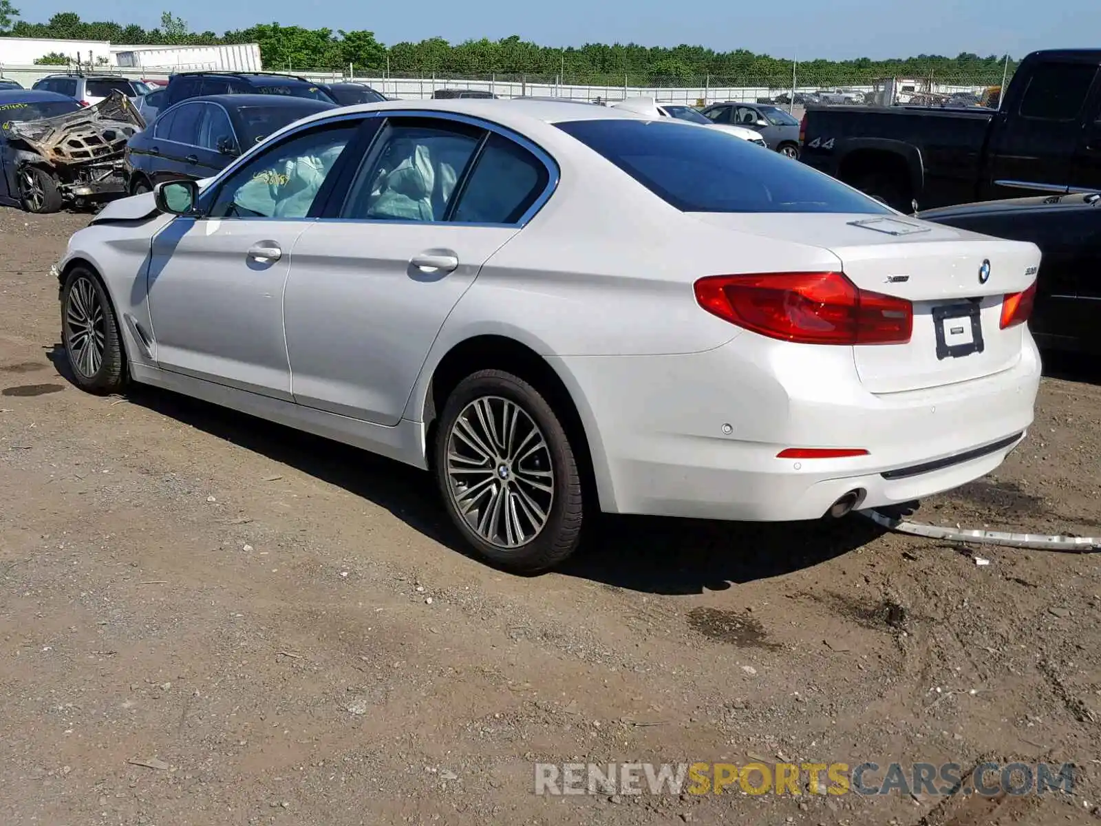 3 Photograph of a damaged car WBAJA7C57KG909877 BMW 5 SERIES 2019