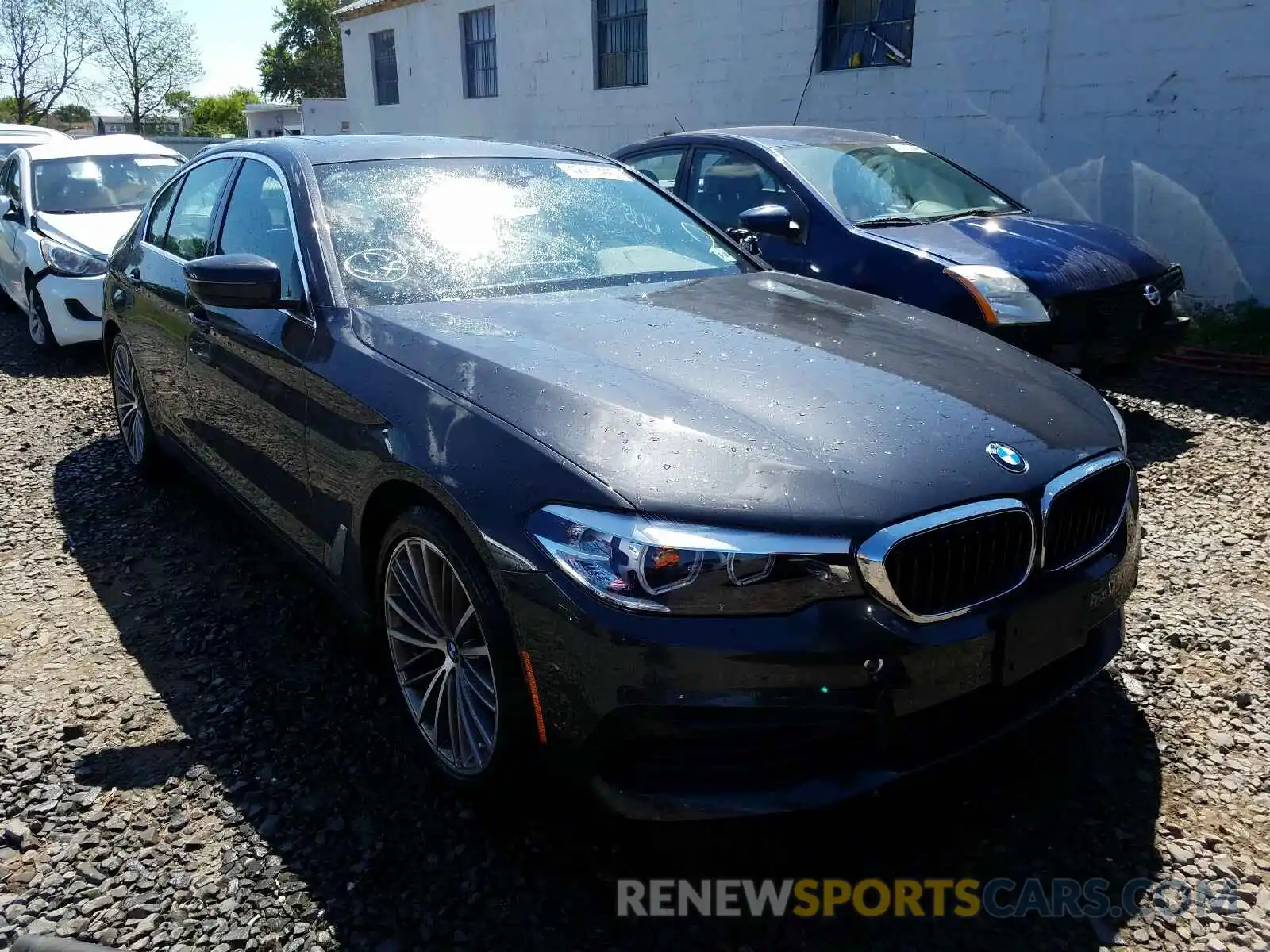 1 Photograph of a damaged car WBAJA7C57KG911130 BMW 5 SERIES 2019