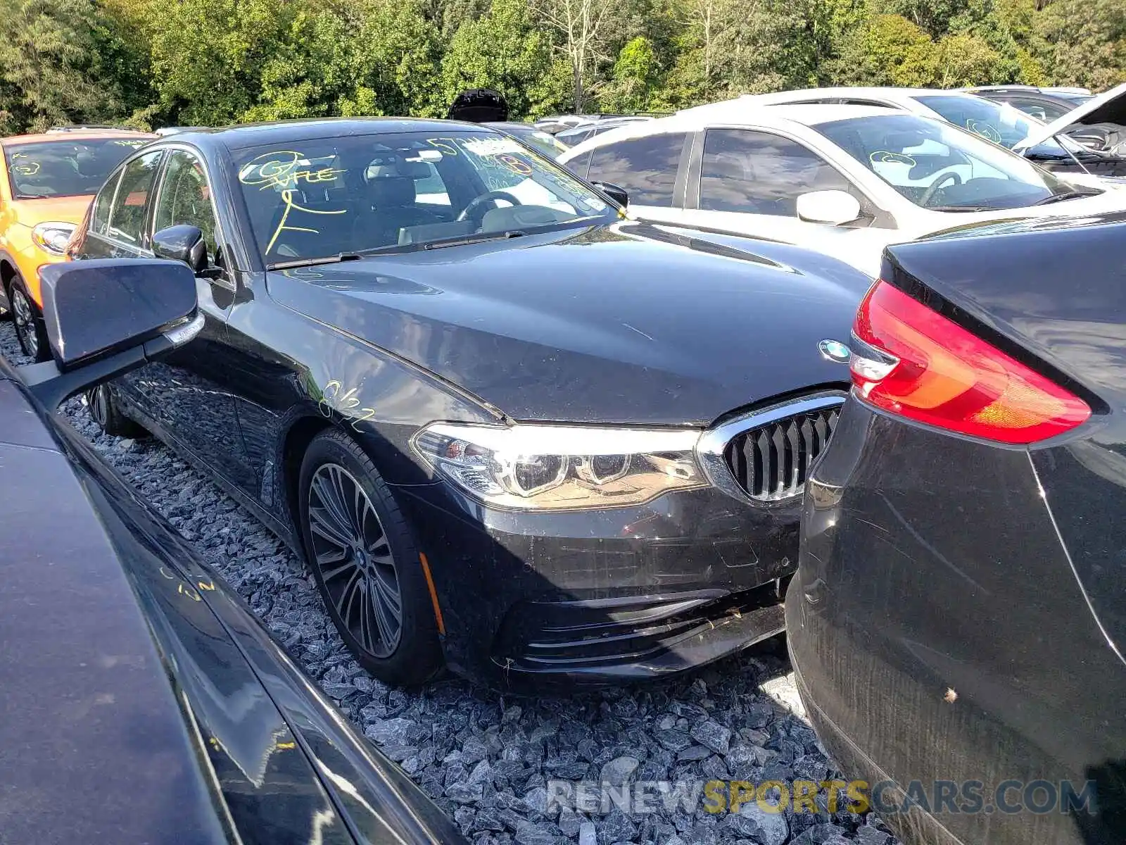 1 Photograph of a damaged car WBAJA7C57KG911578 BMW 5 SERIES 2019