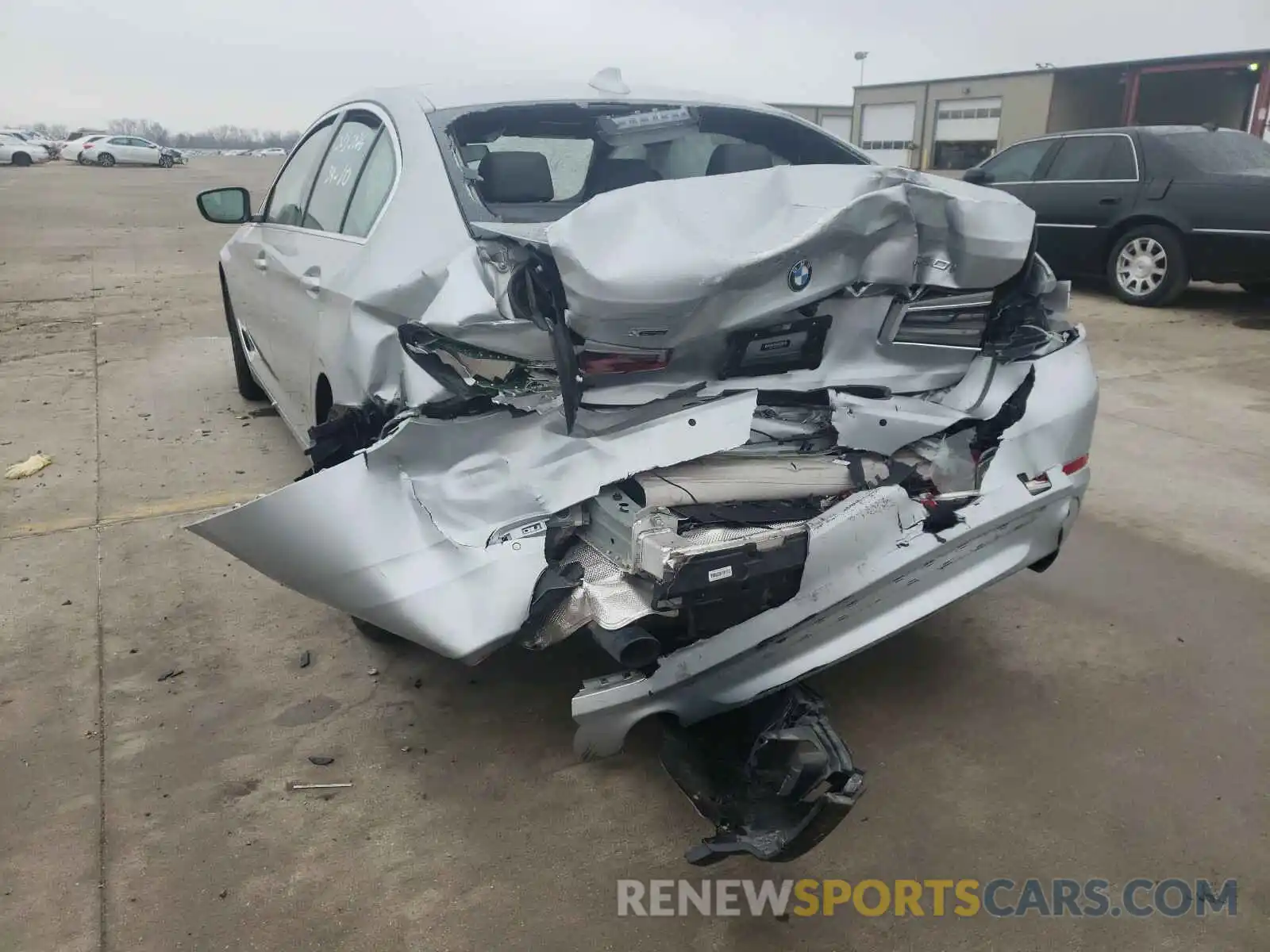 9 Photograph of a damaged car WBAJA7C57KG912309 BMW 5 SERIES 2019