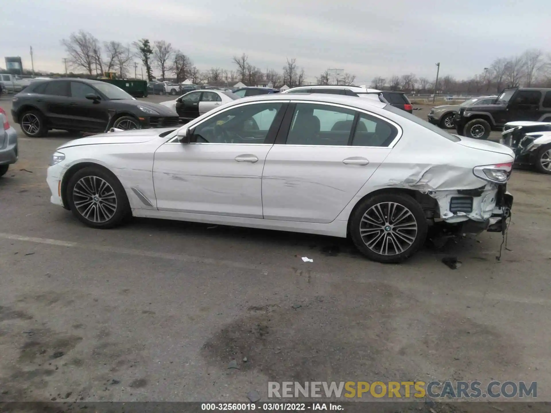 6 Фотография поврежденного автомобиля WBAJA7C57KWC78248 BMW 5 SERIES 2019