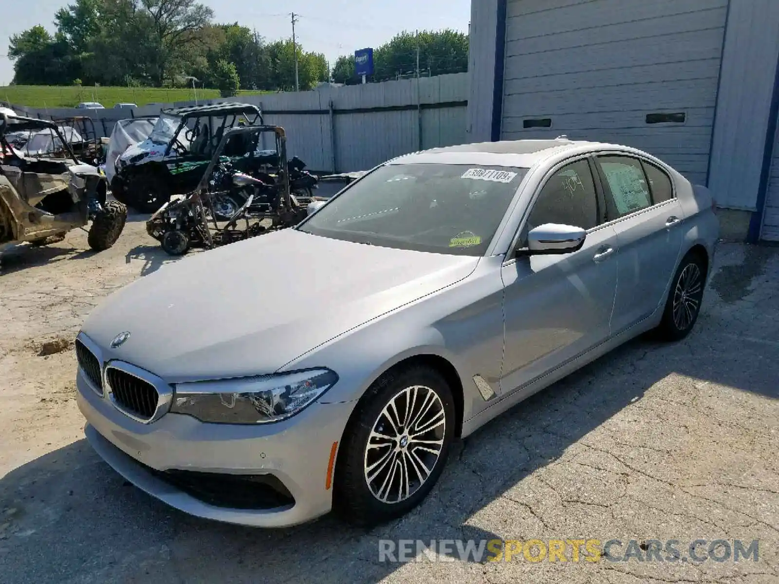 2 Photograph of a damaged car WBAJA7C57KWW09021 BMW 5 SERIES 2019