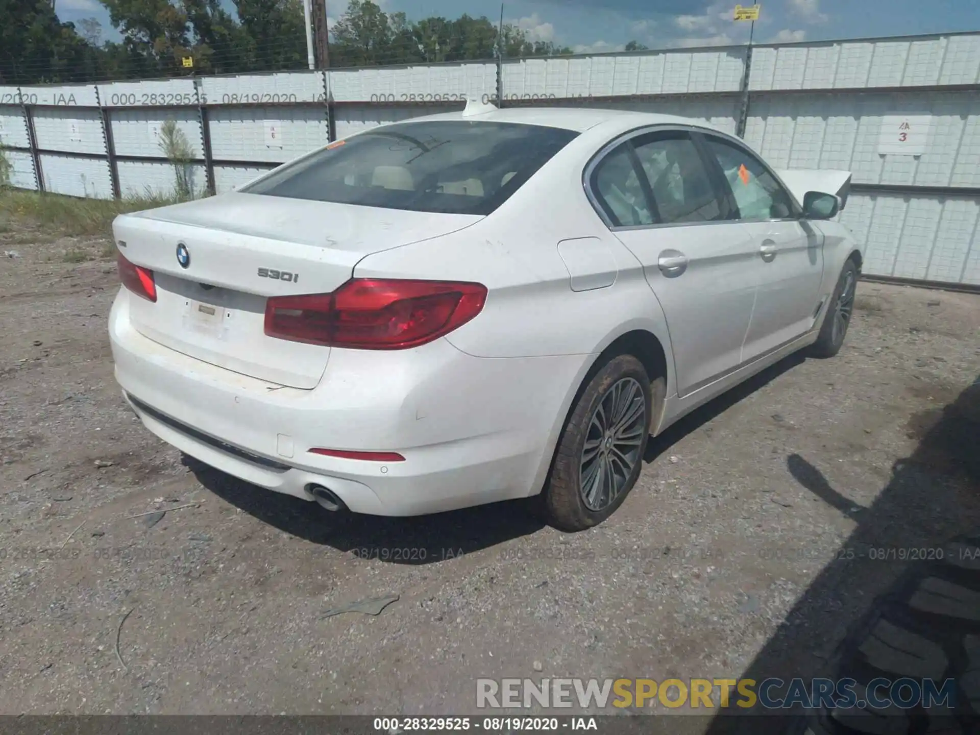 4 Photograph of a damaged car WBAJA7C57KWW18995 BMW 5 SERIES 2019