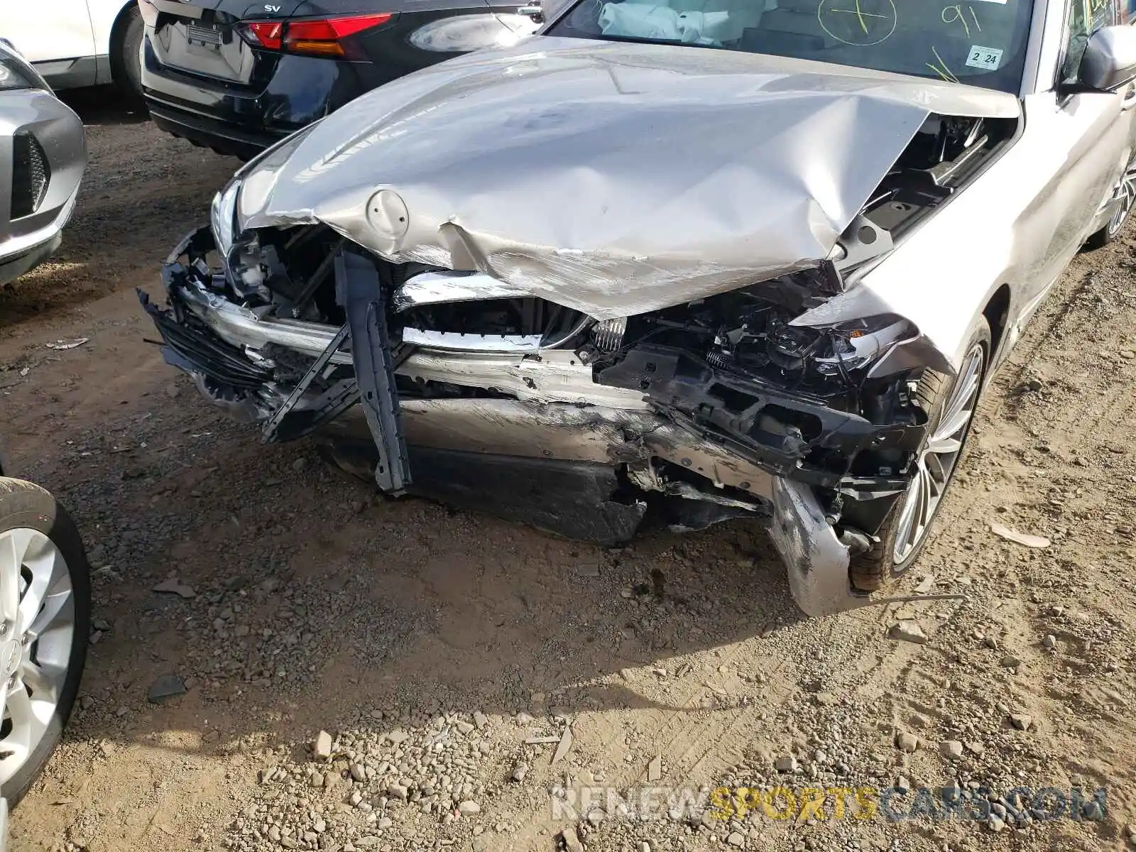 9 Photograph of a damaged car WBAJA7C57KWW20861 BMW 5 SERIES 2019