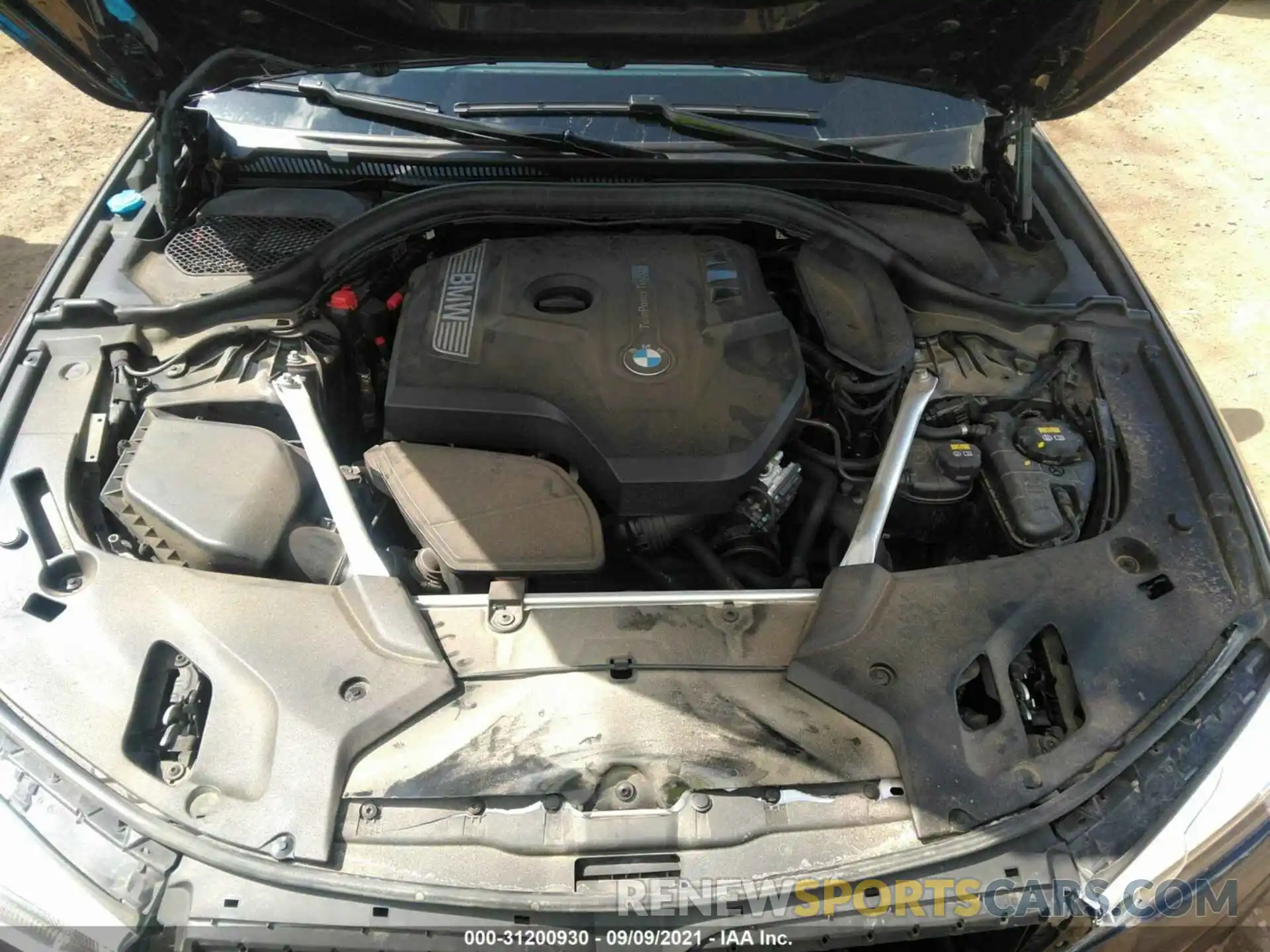 10 Photograph of a damaged car WBAJA7C57KWW23033 BMW 5 SERIES 2019