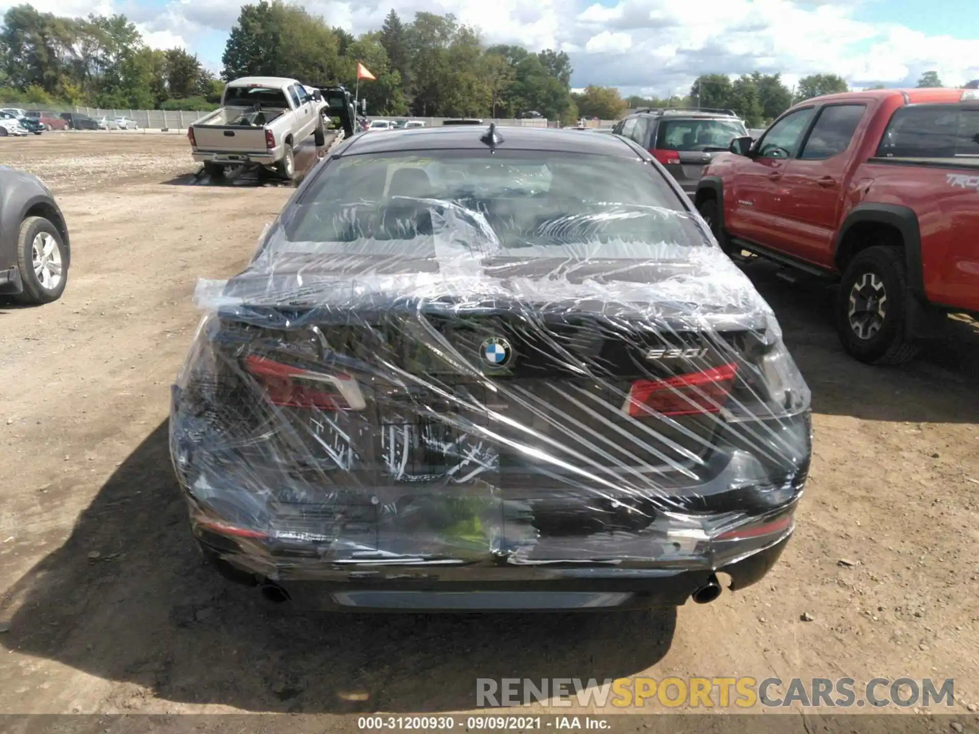 12 Photograph of a damaged car WBAJA7C57KWW23033 BMW 5 SERIES 2019