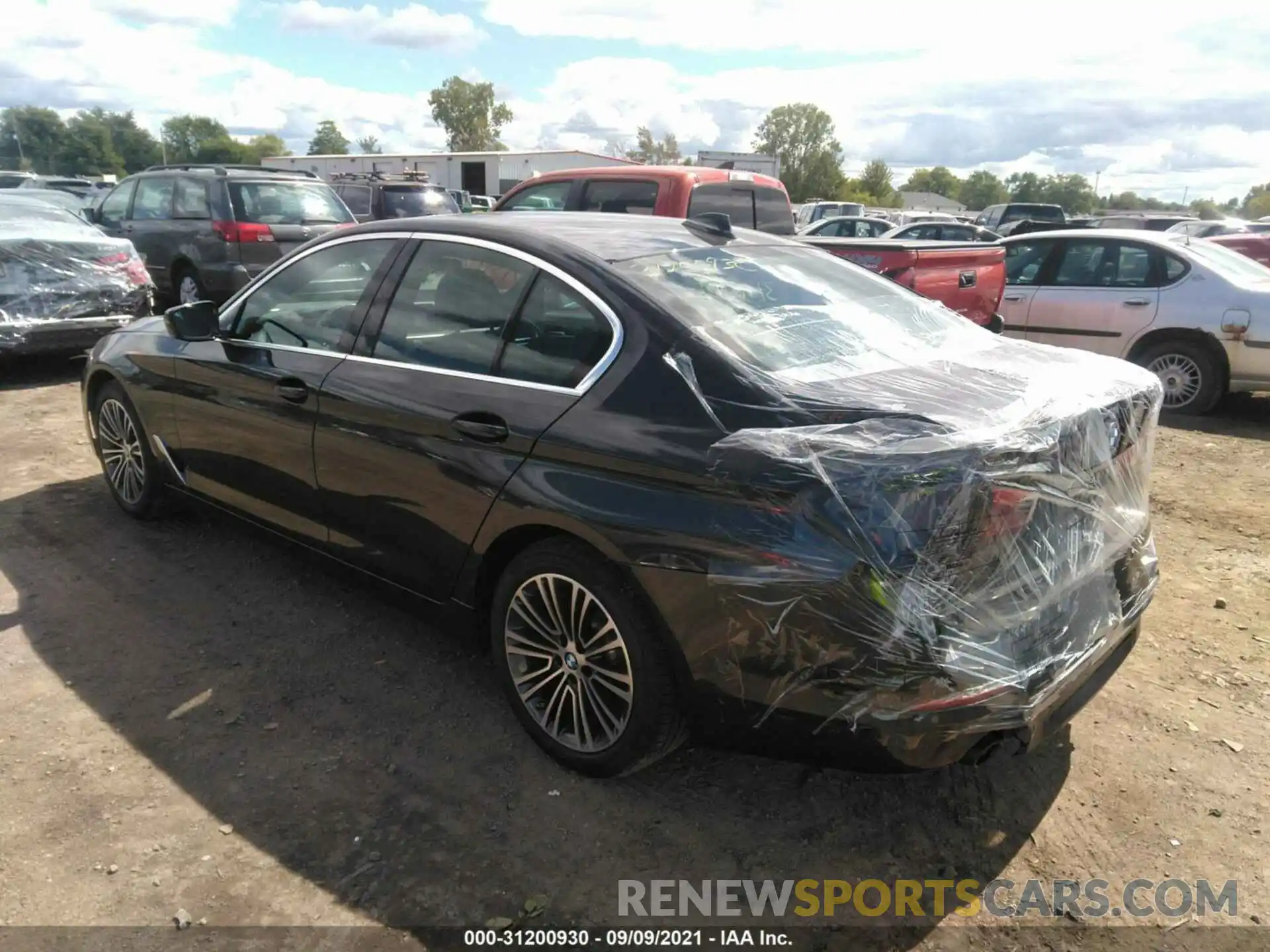 3 Photograph of a damaged car WBAJA7C57KWW23033 BMW 5 SERIES 2019