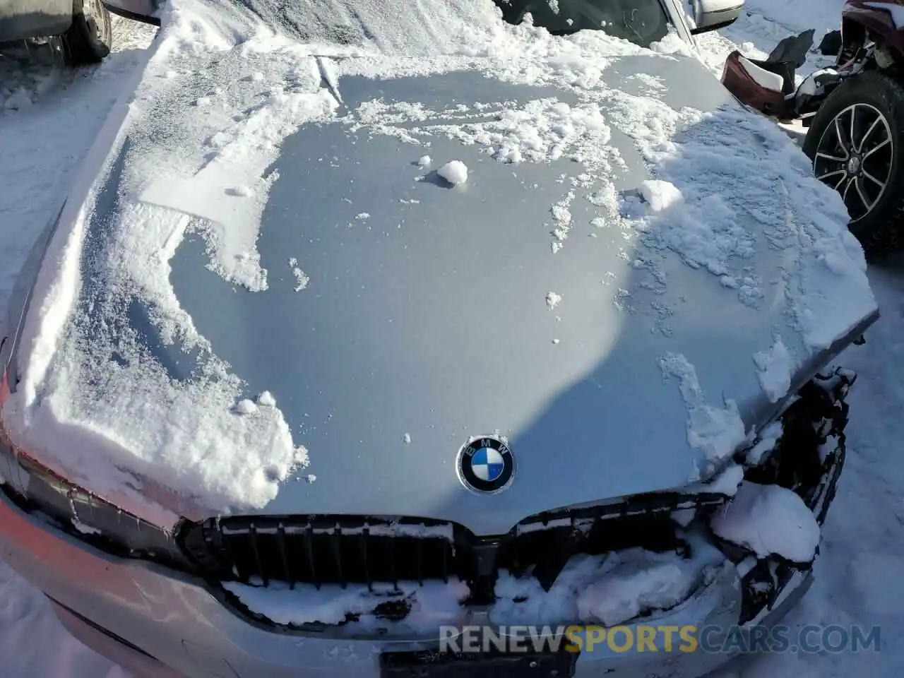 11 Photograph of a damaged car WBAJA7C57KWW47848 BMW 5 SERIES 2019