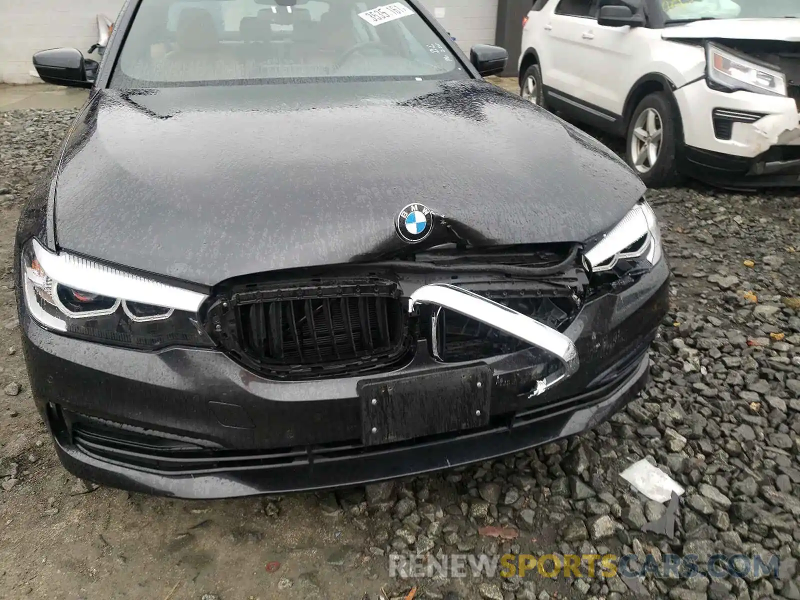 9 Photograph of a damaged car WBAJA7C57KWW47851 BMW 5 SERIES 2019