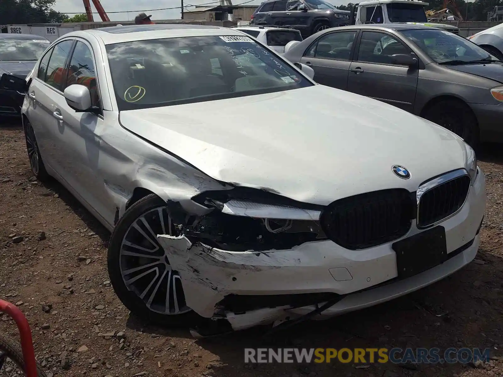 1 Photograph of a damaged car WBAJA7C57KWW48515 BMW 5 SERIES 2019
