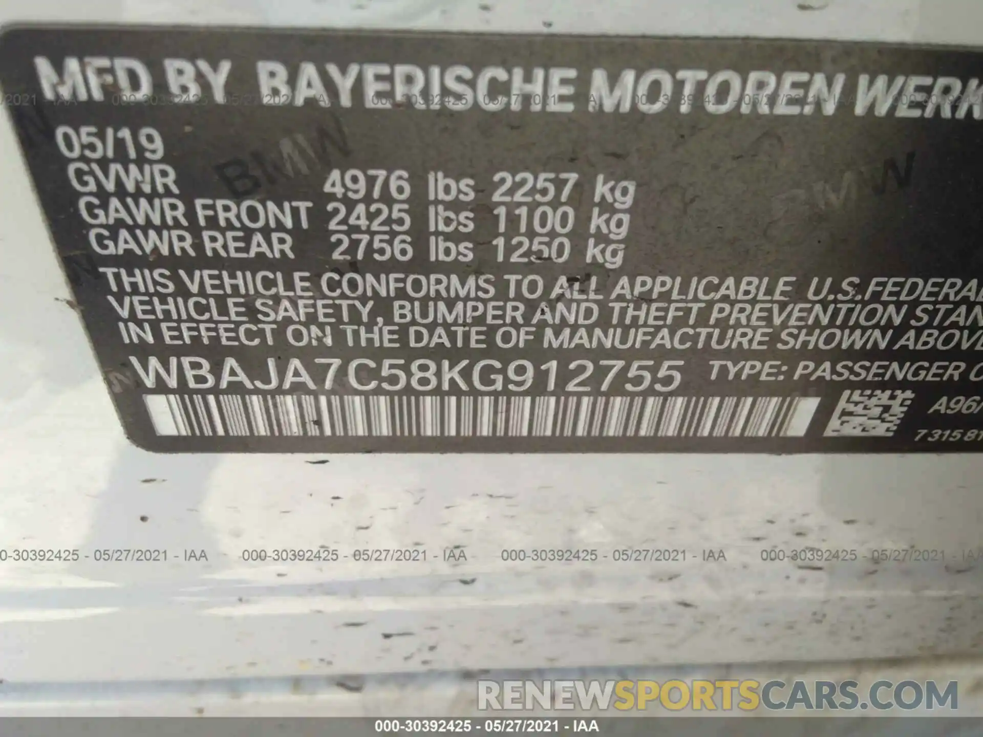 9 Фотография поврежденного автомобиля WBAJA7C58KG912755 BMW 5 SERIES 2019