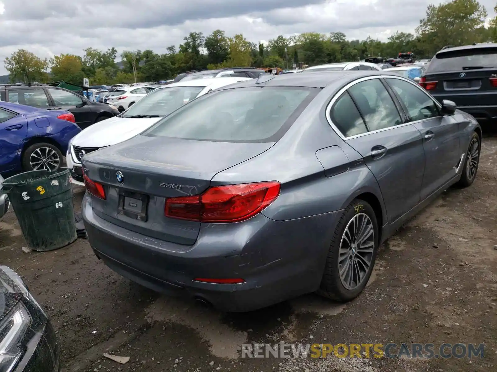 4 Photograph of a damaged car WBAJA7C58KWC77934 BMW 5 SERIES 2019