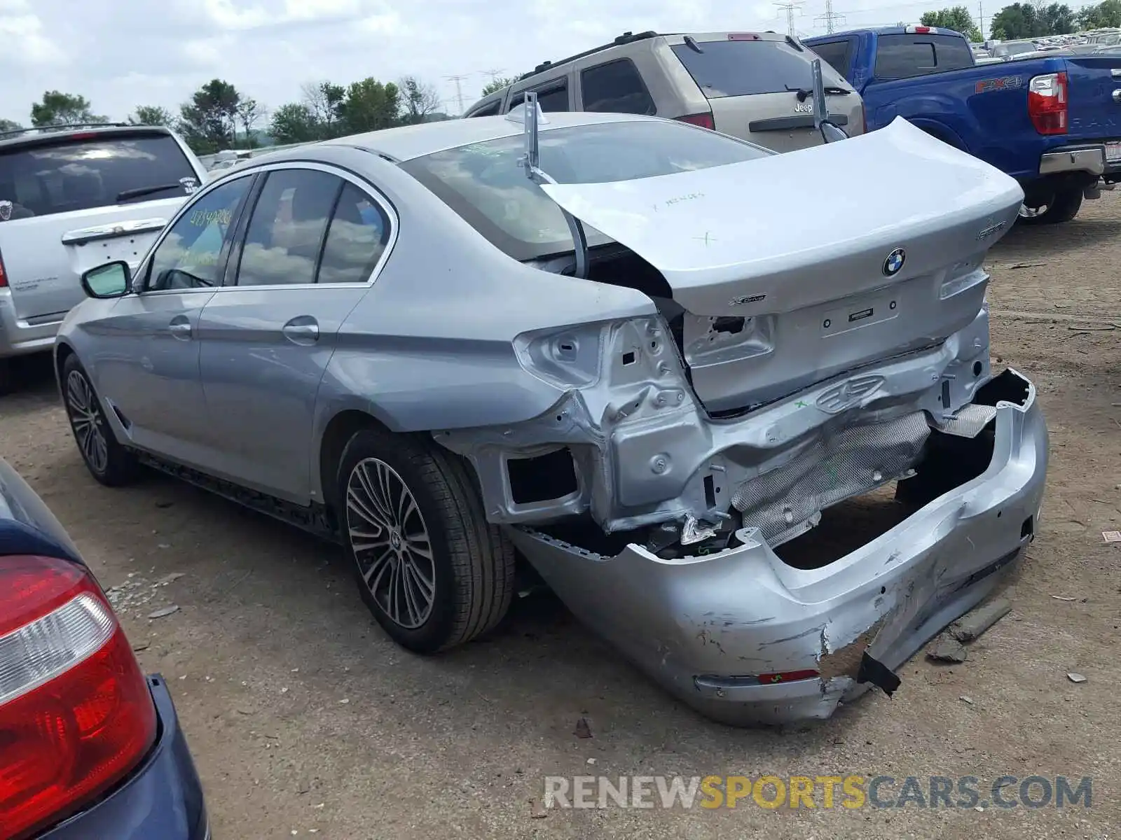 3 Photograph of a damaged car WBAJA7C58KWW04636 BMW 5 SERIES 2019