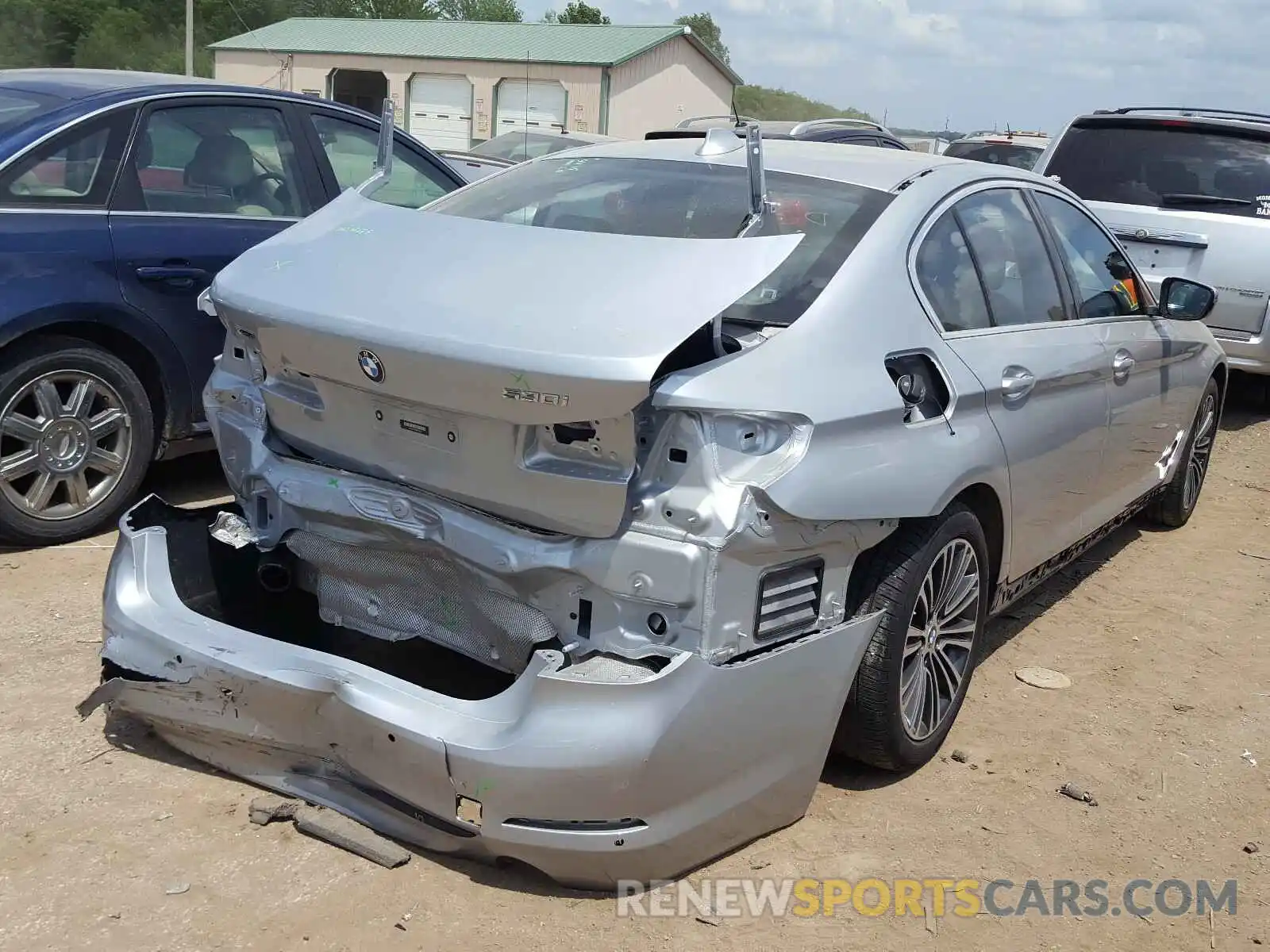 4 Photograph of a damaged car WBAJA7C58KWW04636 BMW 5 SERIES 2019