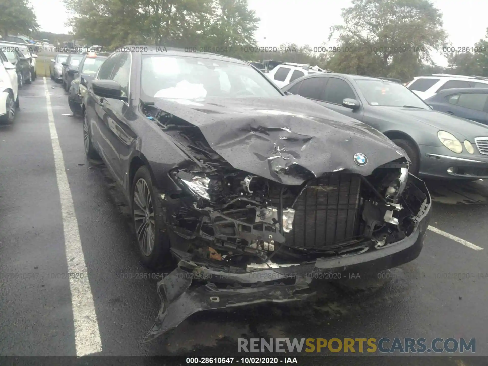 1 Фотография поврежденного автомобиля WBAJA7C58KWW06970 BMW 5 SERIES 2019