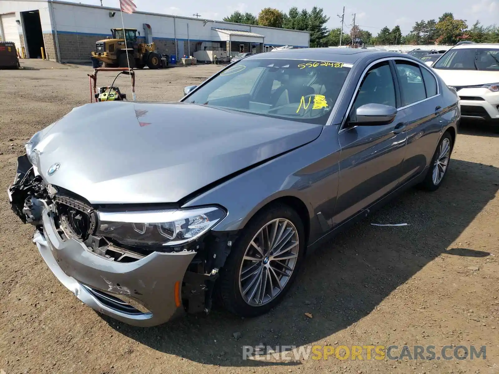 2 Photograph of a damaged car WBAJA7C58KWW09660 BMW 5 SERIES 2019