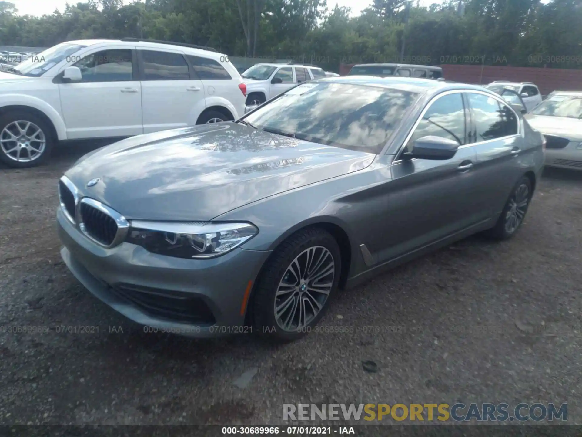 2 Photograph of a damaged car WBAJA7C58KWW22571 BMW 5 SERIES 2019