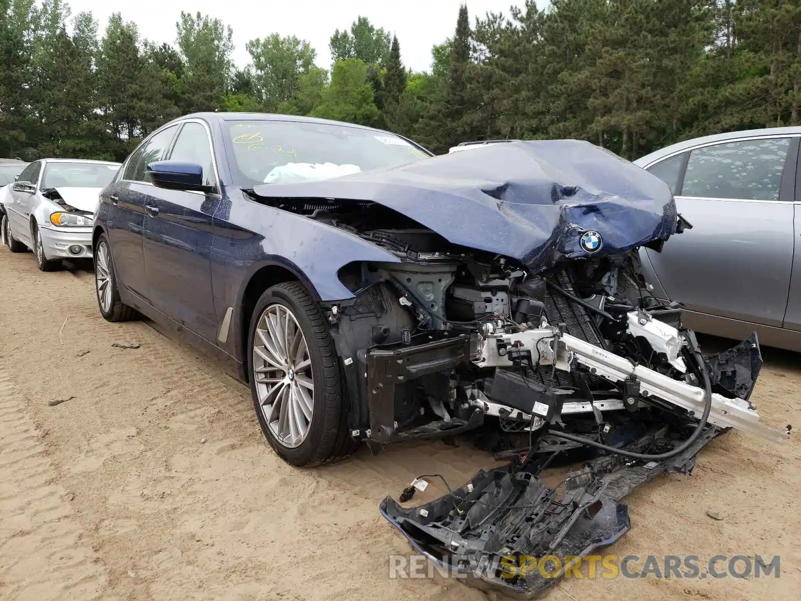 1 Photograph of a damaged car WBAJA7C58KWW25339 BMW 5 SERIES 2019