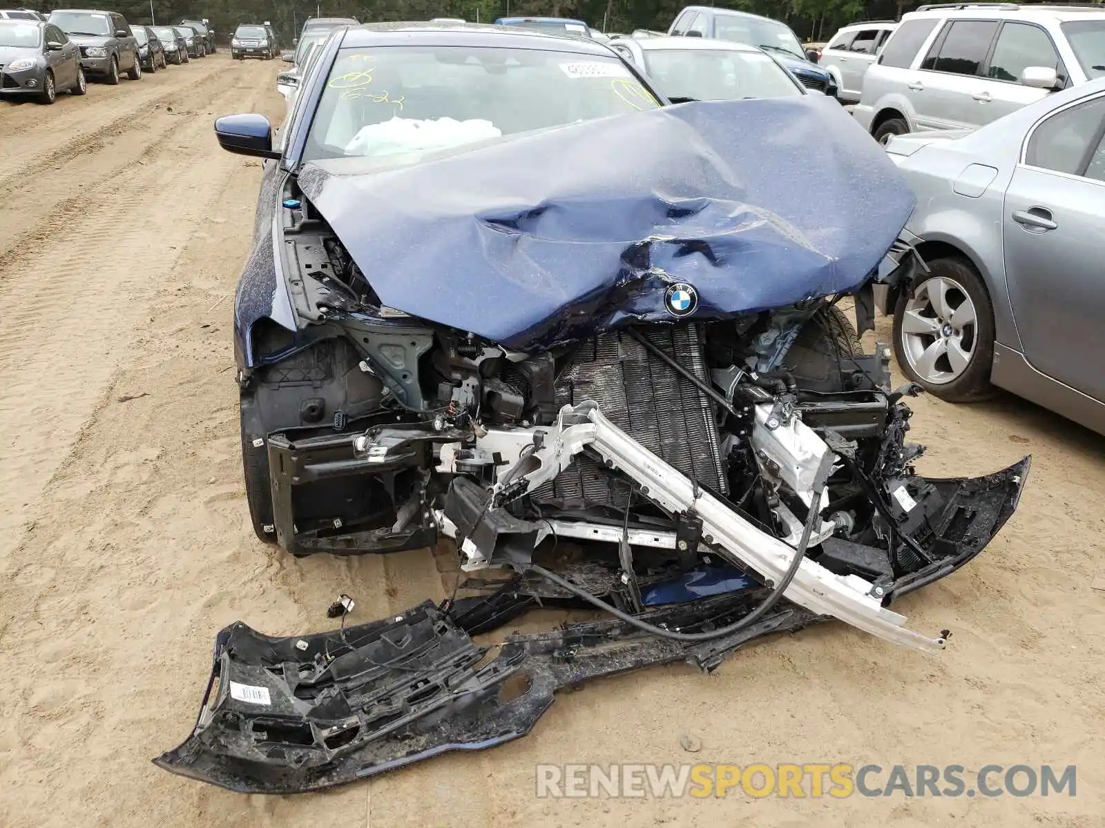 9 Photograph of a damaged car WBAJA7C58KWW25339 BMW 5 SERIES 2019