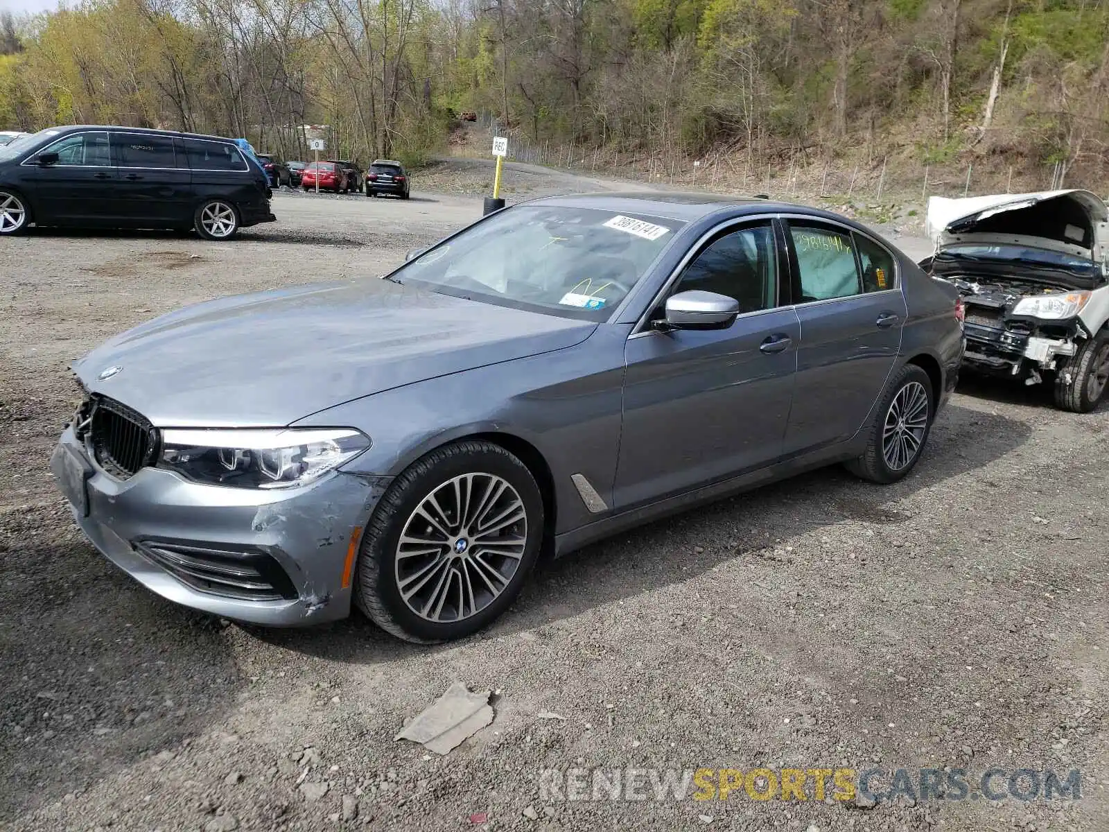 2 Photograph of a damaged car WBAJA7C58KWW31934 BMW 5 SERIES 2019