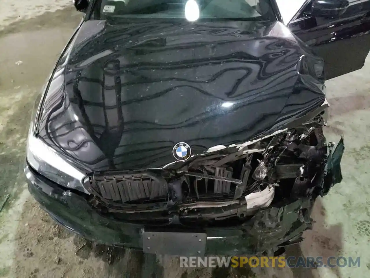 7 Photograph of a damaged car WBAJA7C58KWW33439 BMW 5 SERIES 2019